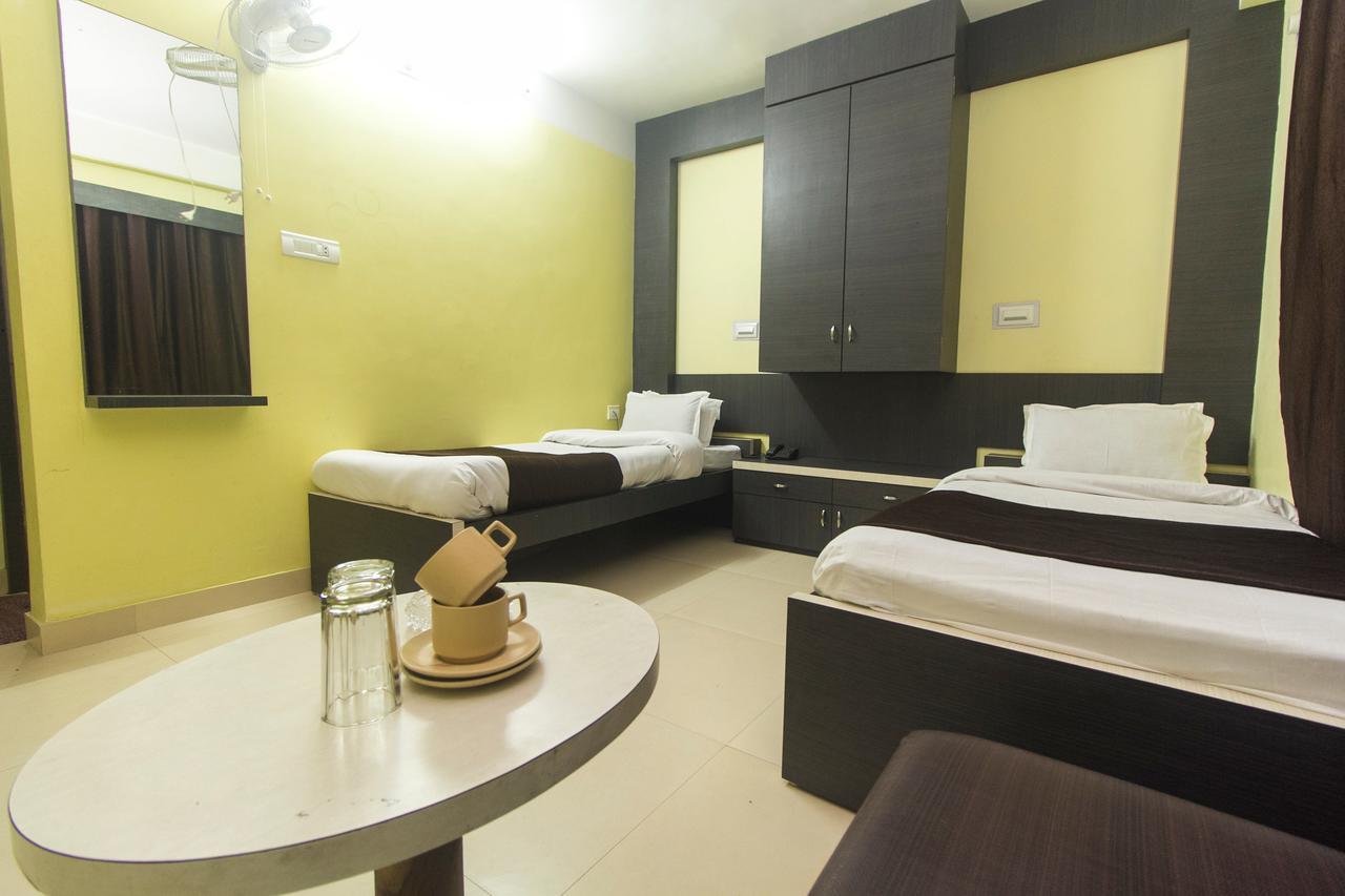 Hotel Jagat Сіліґурі Екстер'єр фото