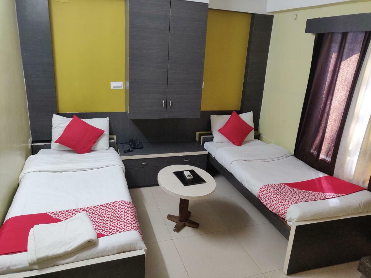 Hotel Jagat Сіліґурі Екстер'єр фото